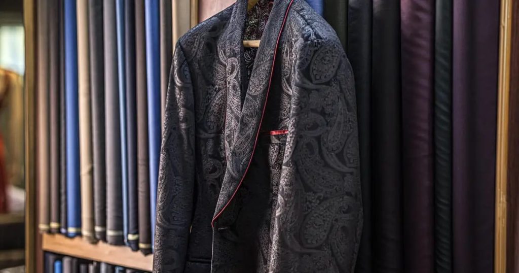 Effortless Chic: November 2023 Fashion Trends